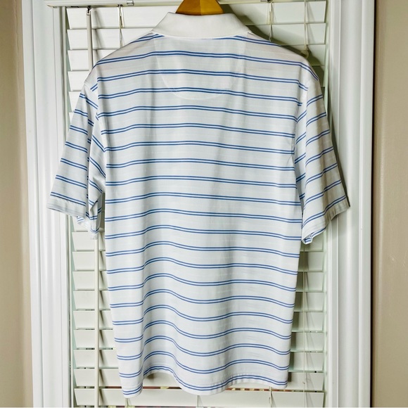 ๐ฉท PEBBLE BEACH PERFORMANCE MEMS SIZE MEDIUM WHITE BLUE PINSTRIPES GOLF SHIRT - Picture 3 of 4